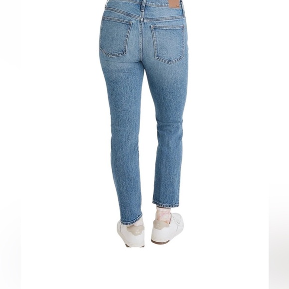 Madewell The Mid Rise Perfect Vintage Jean size 29 Distressing 10” rise - Picture 2 of 14